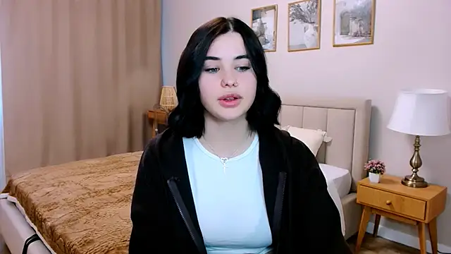 lil angel  online show from 01/18/26, 01:03