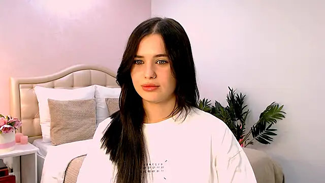 lil angel  online show from 09/28/25, 06:59