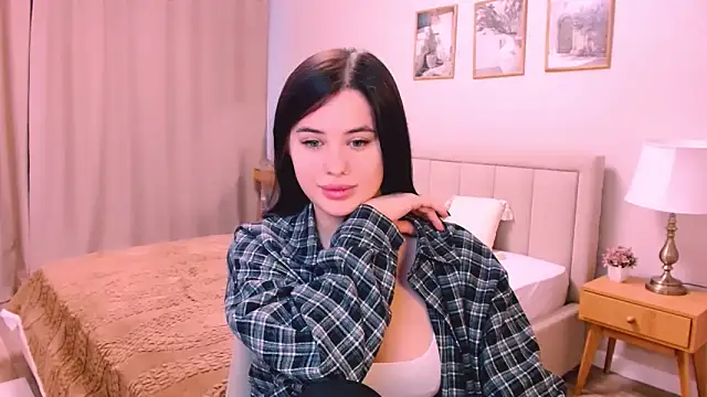 lil angel  online show from 02/20/26, 02:19