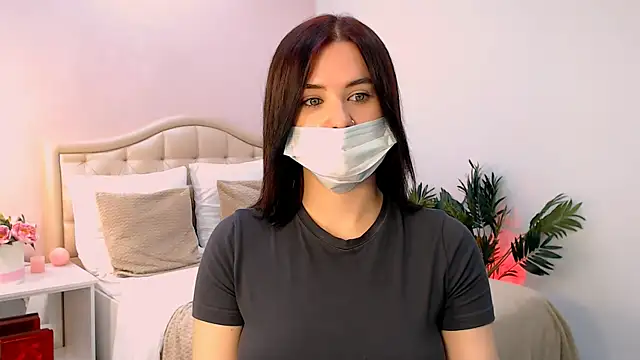 lil angel  online show from 10/17/25, 08:50