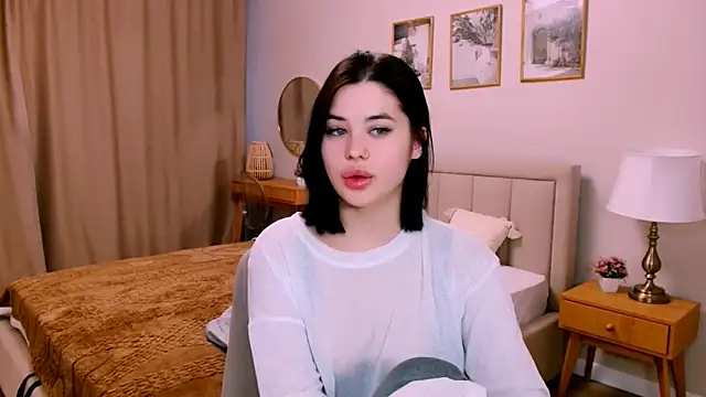 lil angel  online show from 02/02/26, 02:16