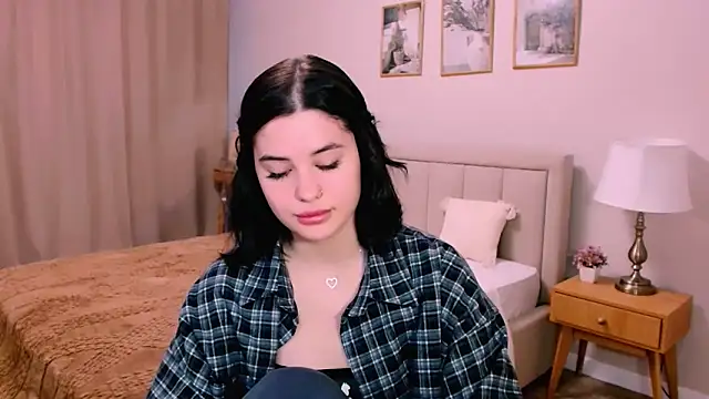 lil angel  online show from 02/06/26, 10:22