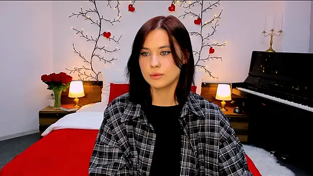 lil angel  online show from 10/18/25, 08:49