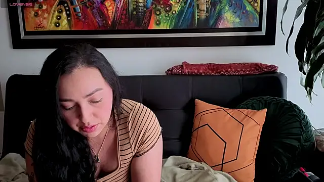 SujannaVarma  online show from 04/22/26, 09:21