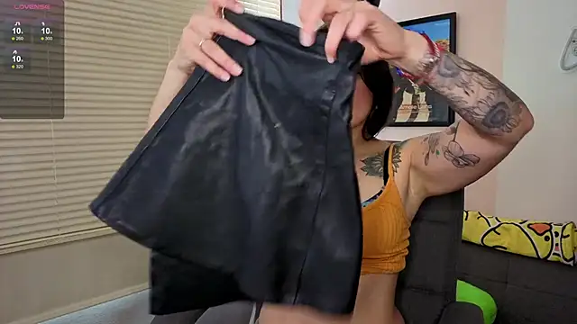 SujannaVarma  online show from 03/13/26, 07:41