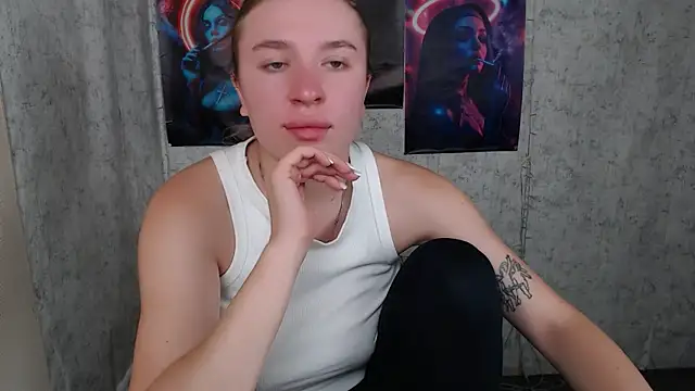 Snapshot of JuliaTopp_ chatting on 09/15/25, 07:47 JuliaTopp online show from 09/15/25, 07:47
