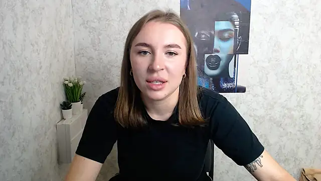 Snapshot of JuliaTopp_ chatting on 09/27/25, 08:20 JuliaTopp online show from 09/27/25, 08:20