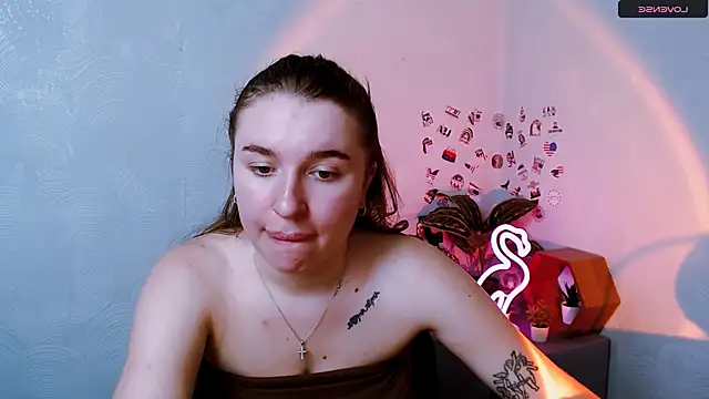 JuliaTopp  online show from 11/18/25, 11:24