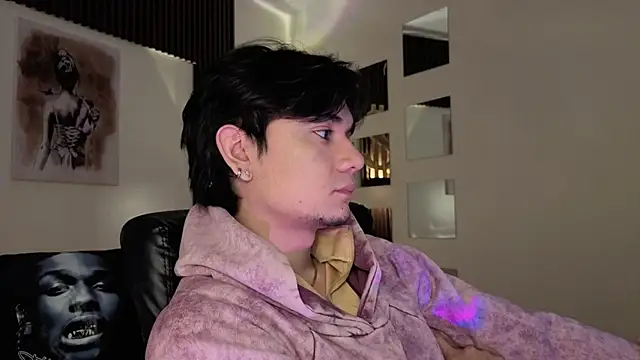 Snapshot of davoxer chatting on 06/11/26, 03:14 davoxer online show from 06/11/26, 03:14