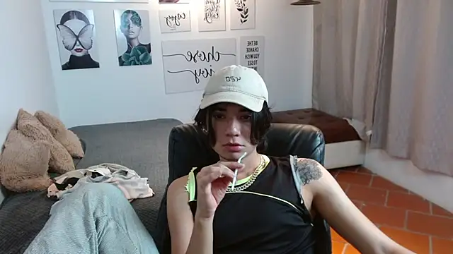 davoxer online show from 10/25/25, 03:17