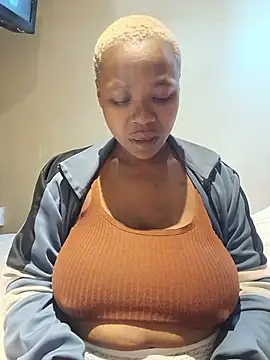 Snapshot of missboobiesSA chatting on 07/09/26, 12:55 missboobiesSA online show from 07/09/26, 12:55