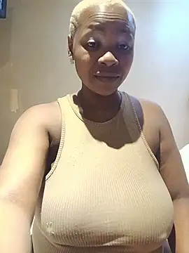 Snapshot of missboobiesSA chatting on 06/19/26, 12:27 missboobiesSA online show from 06/19/26, 12:27