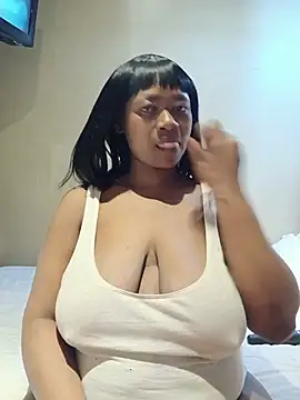 Snapshot of missboobiesSA chatting on 07/14/26, 11:11 missboobiesSA online show from 07/14/26, 11:11