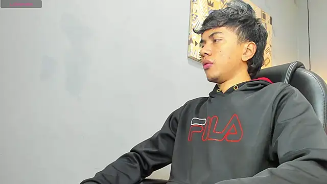 Snapshot of markbowie chatting on 01/17/26, 01:04 markbowie online show from 01/17/26, 01:04