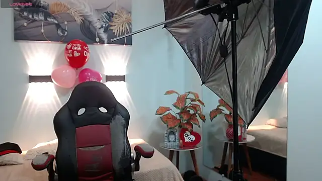 Snapshot of markbowie chatting on 02/11/26, 07:36 markbowie online show from 02/11/26, 07:36