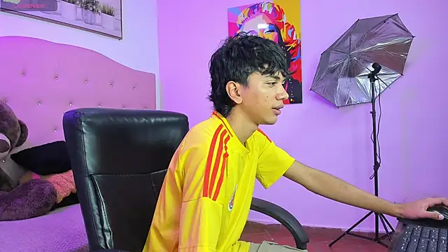 Snapshot of markbowie chatting on 03/01/26, 03:34 markbowie online show from 03/01/26, 03:34