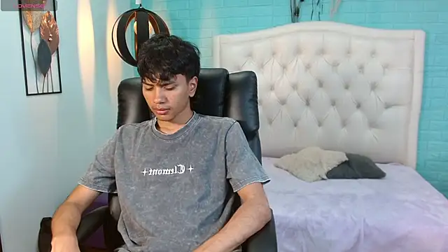 markbowie online show from 04/05/26, 05:19