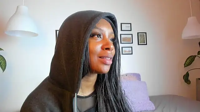 Coco joness online show from 11/20/25, 08:09