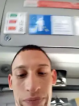 Snapshot of Masterblue_hot chatting on 11/13/25, 06:12 Masterblue hot online show from 11/13/25, 06:12