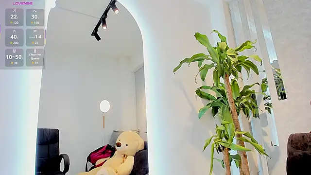 lily cash1 online show from 03/19/26, 11:32