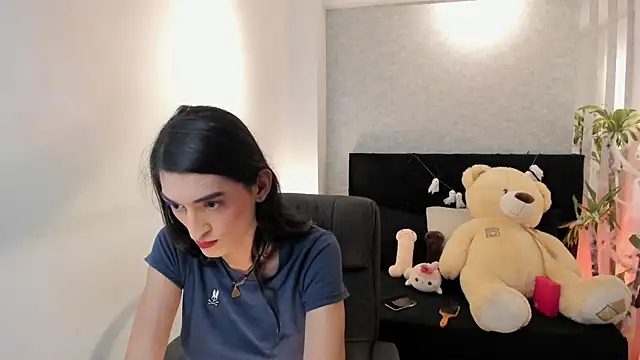 lily cash1 online show from 10/07/25, 07:48