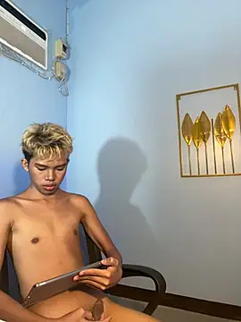 urcumjp online show from 02/18/26, 01:25