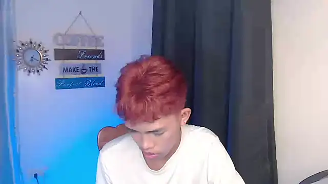 Snapshot of urcumjp chatting on 10/29/25, 12:15 urcumjp online show from 10/29/25, 12:15