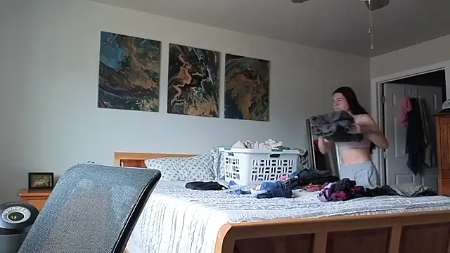 bambifarrina online show from 02/21/26, 07:16