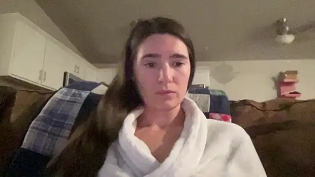 bambifarrina online show from 04/14/26, 03:11