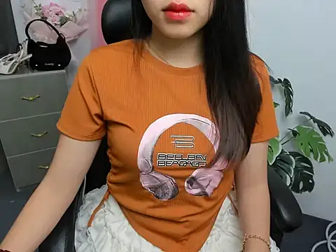 Xiao cute online show from 10/24/25, 04:39