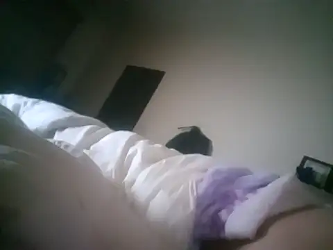 Ulisespotrooo45 online show from 12/20/25, 04:54