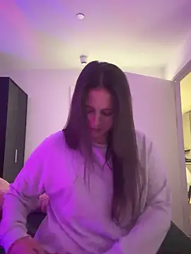 laylabliss online show from 11/14/25, 12:25