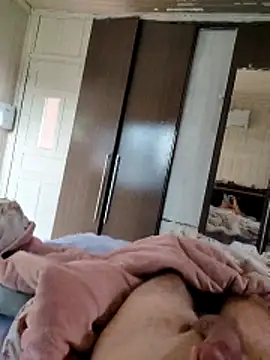 Gustavo198045 online show from 02/03/26, 11:04