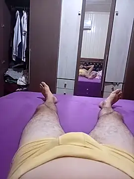 Gustavo198045 online show from 04/01/26, 01:30