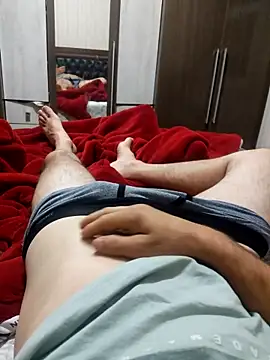 Gustavo198045 online show from 10/28/25, 01:28