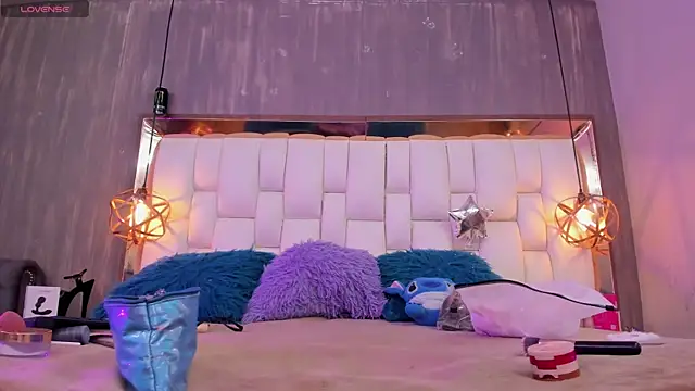 Foxxy Doll online show from 04/02/26, 11:28