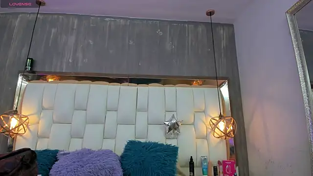 Foxxy Doll online show from 04/01/26, 02:25