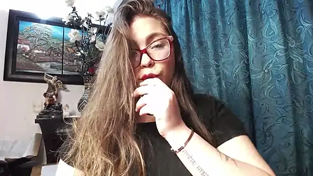 Snapshot of Laia__hadid chatting on 09/24/25, 05:47 Laia hadid online show from 09/24/25, 05:47