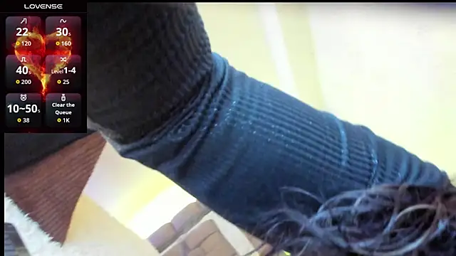 gabrielaponce11 online show from 09/21/25, 12:49