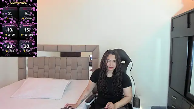 Snapshot of gabrielaponce11 chatting on 05/11/26, 01:23 gabrielaponce11 online show from 05/11/26, 01:23