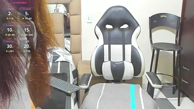 gabrielaponce11 online show from 12/01/25, 11:38