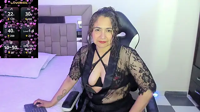 Snapshot of gabrielaponce11 chatting on 05/13/26, 11:45 gabrielaponce11 online show from 05/13/26, 11:45