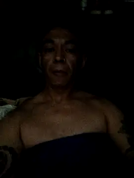 Snapshot of heydimoon4 chatting on 10/22/25, 10:15 heydimoon4 online show from 10/22/25, 10:15