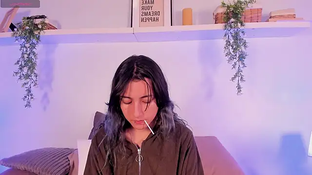 Vampgyal online show from 10/21/25, 07:57