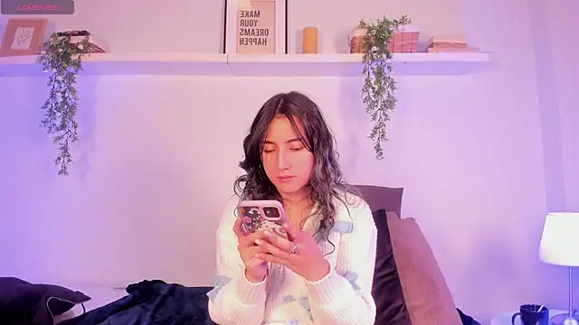 Vampgyal online show from 10/28/25, 08:41