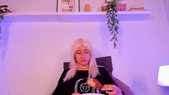 Vampgyal online show from 10/23/25, 09:02