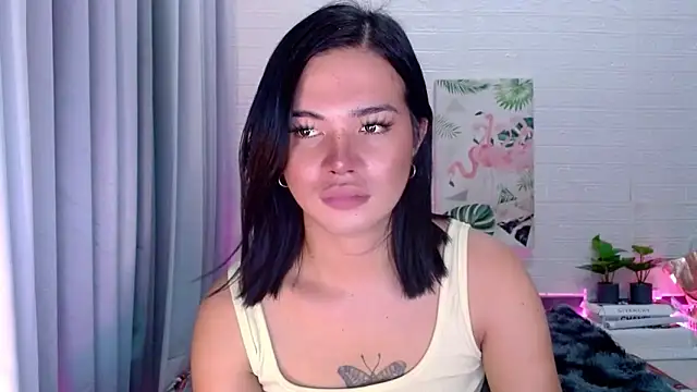 Snapshot of _SexyButterfly chatting on 09/28/25, 01:40 SexyButterfly online show from 09/28/25, 01:40