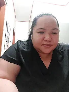 LianaCruzado online show from 04/04/26, 02:01