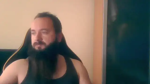 LondonMan1988 online show from 10/23/25, 08:13