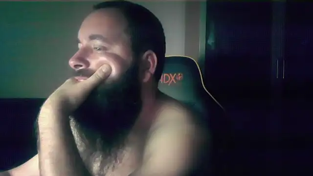 LondonMan1988 online show from 11/22/25, 08:13